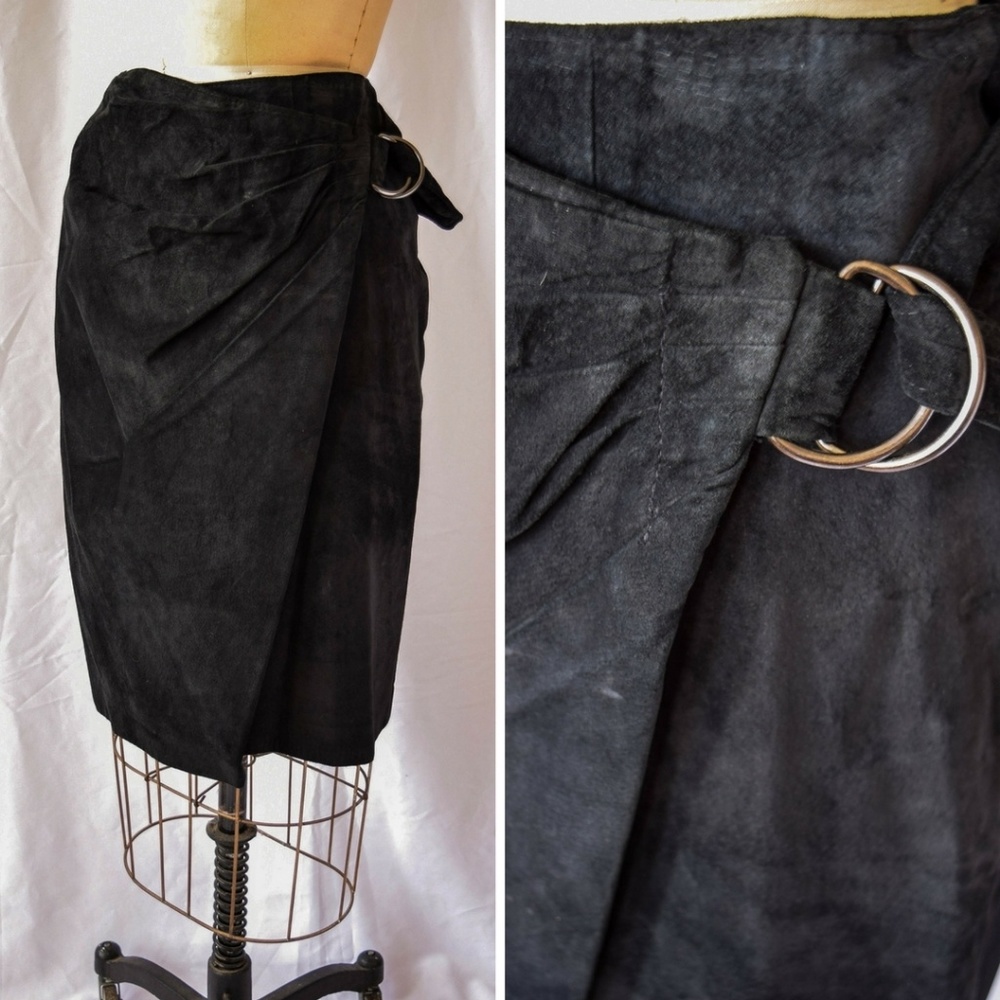 Henri Bendel Black Suede Skirt Vintage 1980s